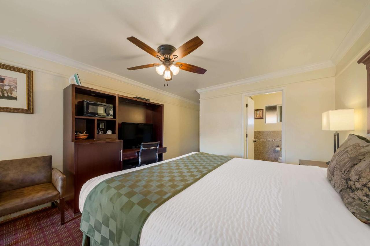 Clarion Collection Carmel Oaks Inn Kültér fotó