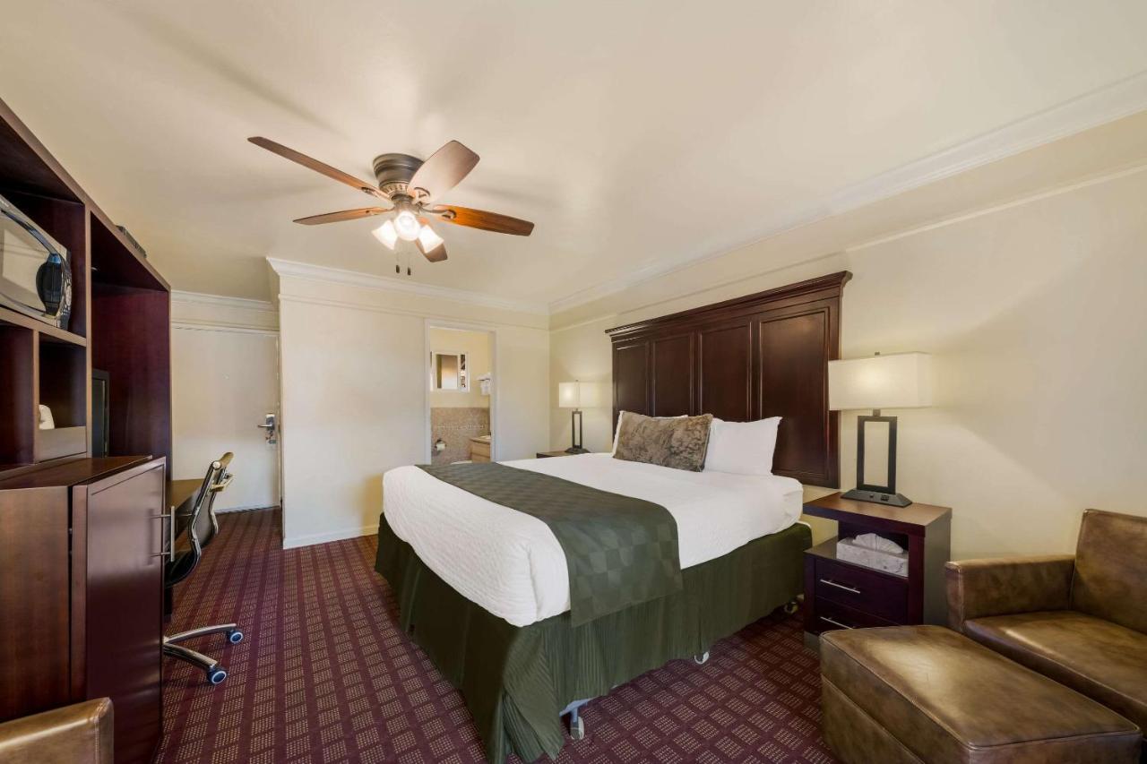 Clarion Collection Carmel Oaks Inn Kültér fotó